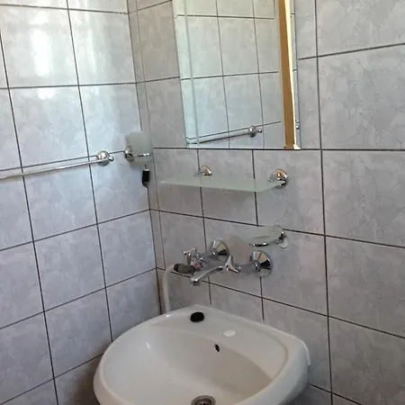 Guest house Yana Guest 2*